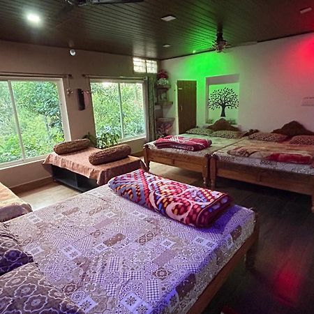 Doddakallu Betta Homestay Coorg Somvārpet Exterior foto